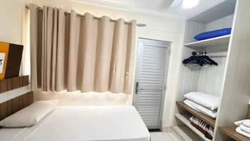 Apartment | Minibar, blackout drapes, free WiFi