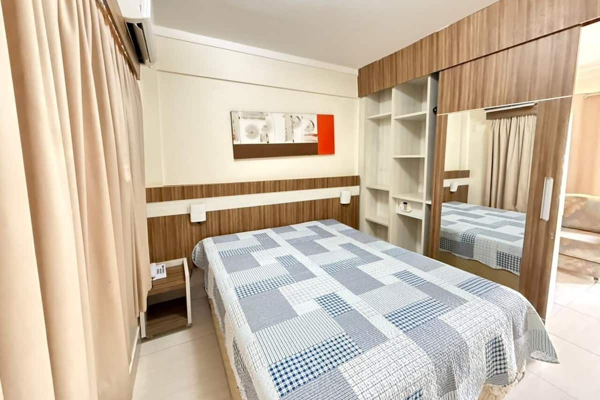 1 bedroom, minibar, blackout curtains, free WiFi