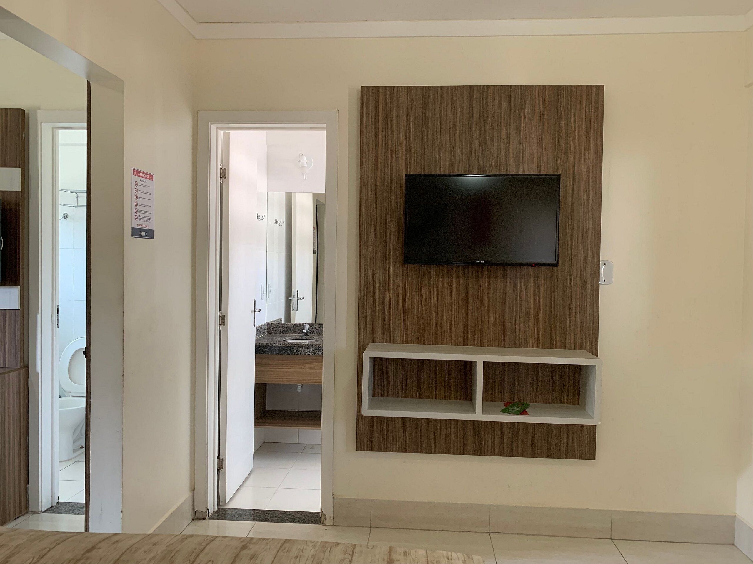 Apartment | Minibar, blackout drapes, free WiFi