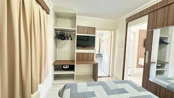 APTO 09 | Bar mini, langsir/tirai gelap terus, Wi-fi percuma