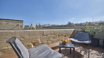 Superior-Doppel- oder -Zweibettzimmer, Terrasse (Double or Twin) | Terrasse/Patio