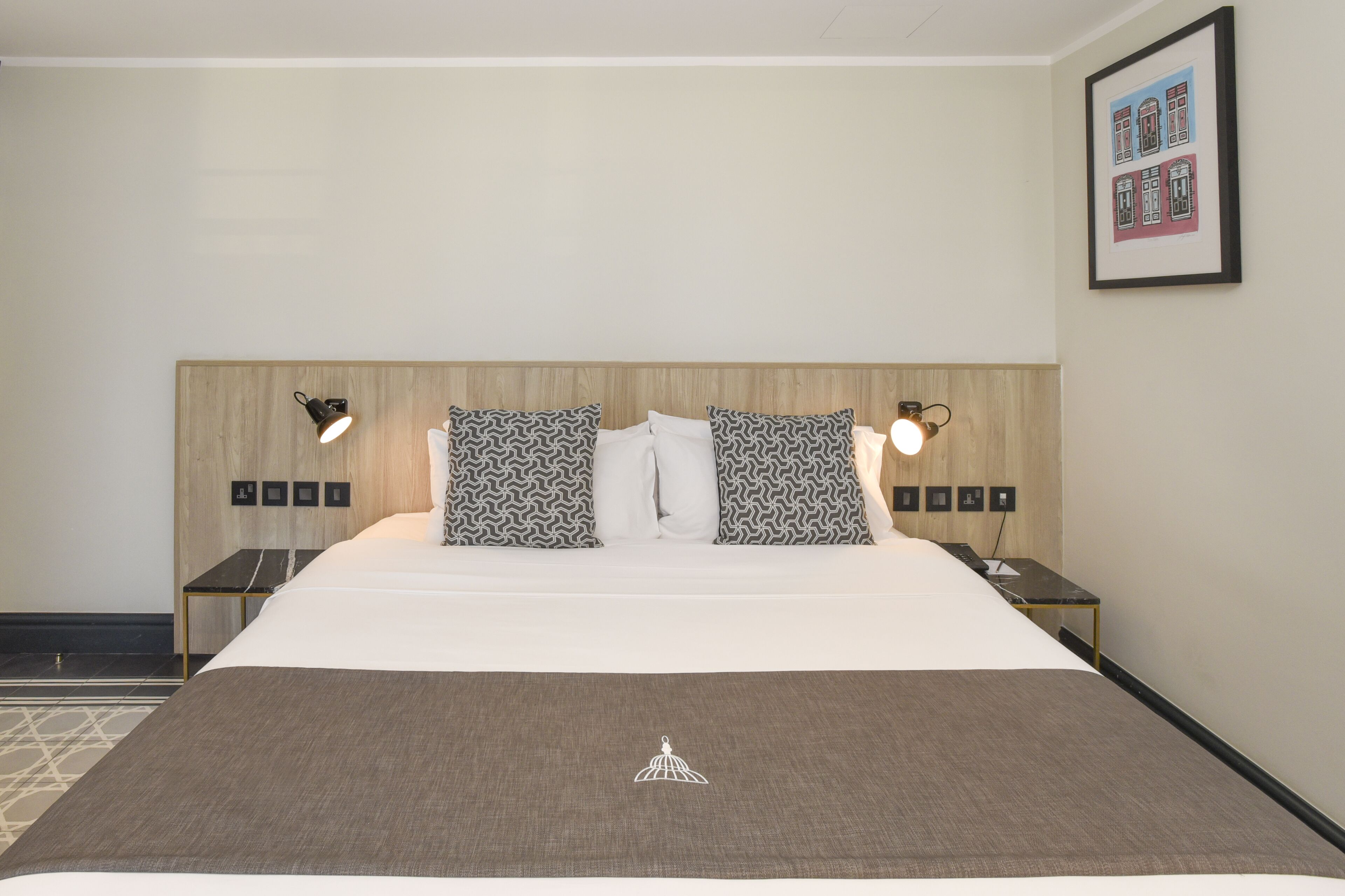 junior double or twin room, balcony (double or twin) | 1 bedroom, minibar, in-room safe, desk