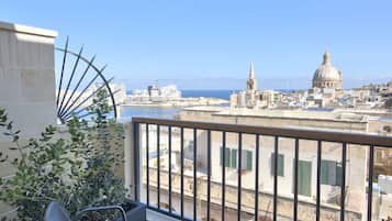 Junior kamer, 1 twee- of 2 eenpersoonsbedden, balkon (Double or Twin) | Balkon