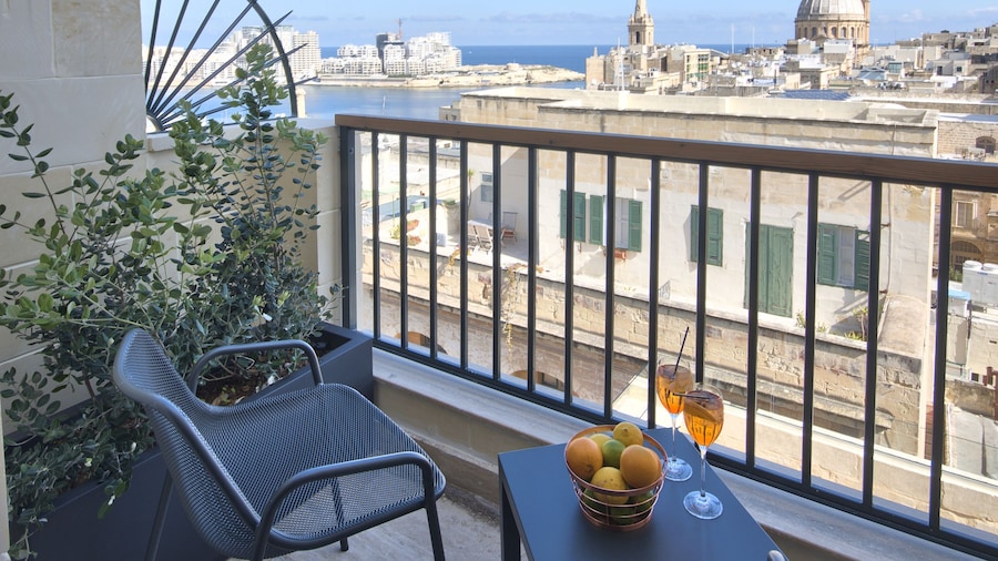 La Falconeria Hotel