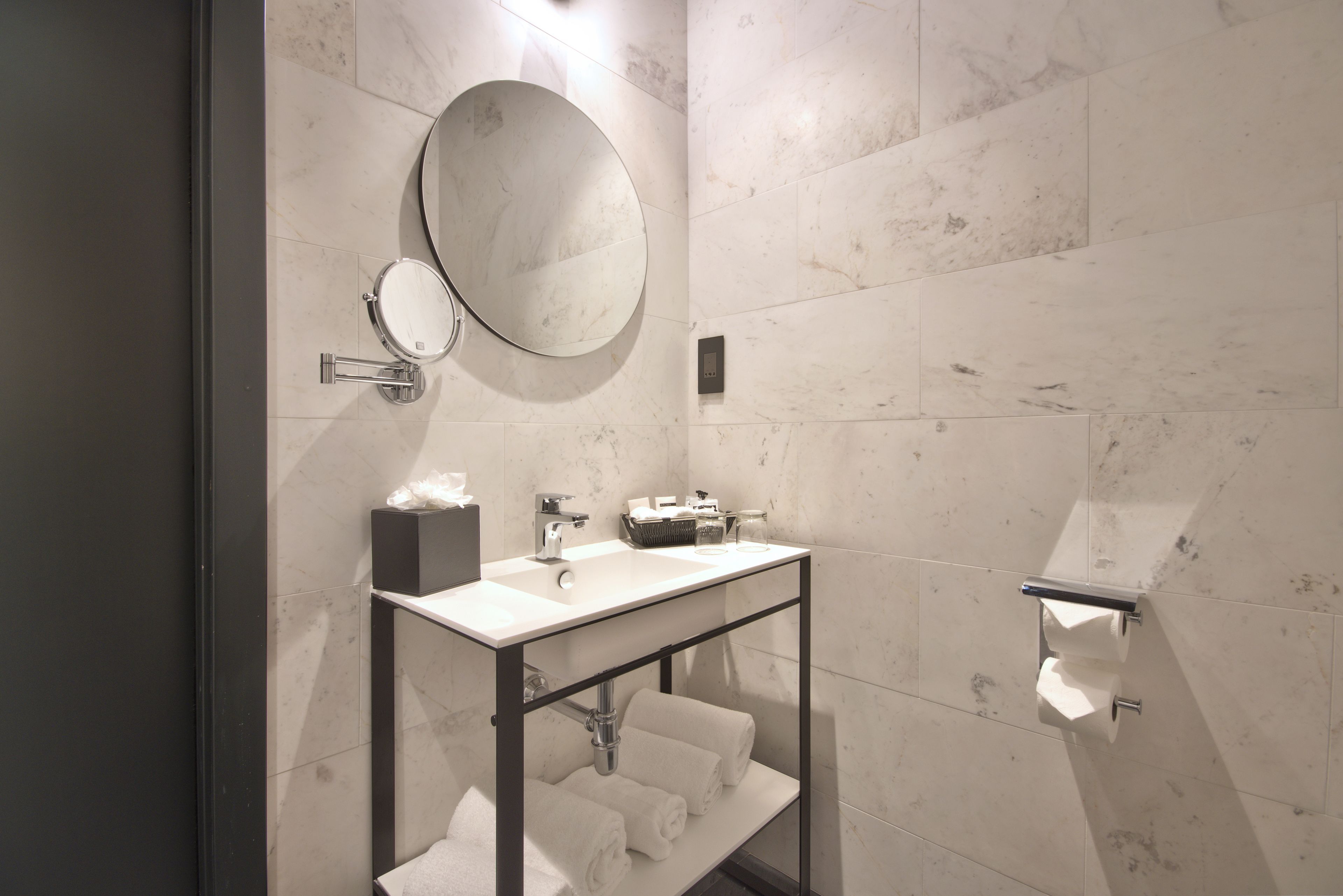 superior double or twin room, balcony | bathroom | shower, free toiletries, hair dryer, slippers