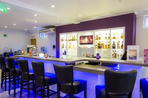 Bar (on property) - Q-Inn Boutique Hotel (Paramaribo)