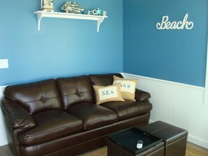 Condo, 1 Bedroom | Living area - Palm Cottage SS523A (Port Aransas)