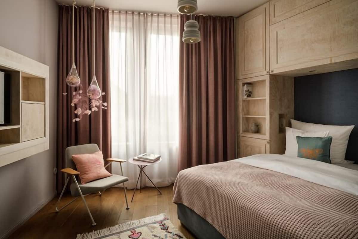 1 habitación y ropa de cama de alta calidad