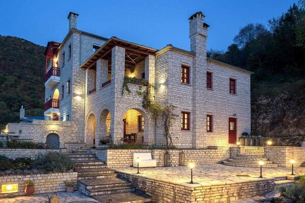 Exterior - Meliteion traditional Hotel (Zagori)