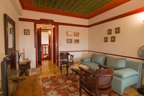 Family Room | Individually decorated, individually furnished, iron/ironing board - Meliteion traditional Hotel (Zagori)