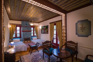 Twin Room, Fireplace | Individually decorated, individually furnished, iron/ironing board - Meliteion traditional Hotel (Zagori)