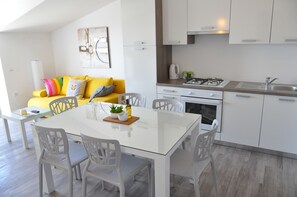 Luxury Apartment, 2 Bedrooms, Terrace (Jugo) | Living area