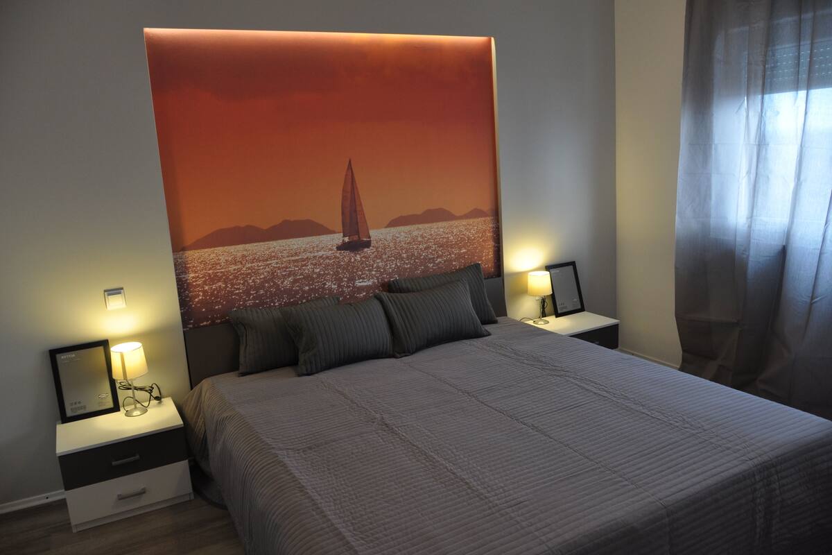 Luxury Apartment, 2 Bedrooms, Terrace (Tramontana)