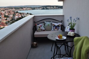 Luksusleilighet, 2 soverom, terrasse (Bura) | Balkong