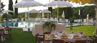 โรงแรมเรอเล ซานตาเจโนเวฟฟา