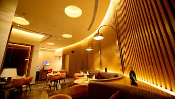 酒吧(店内)