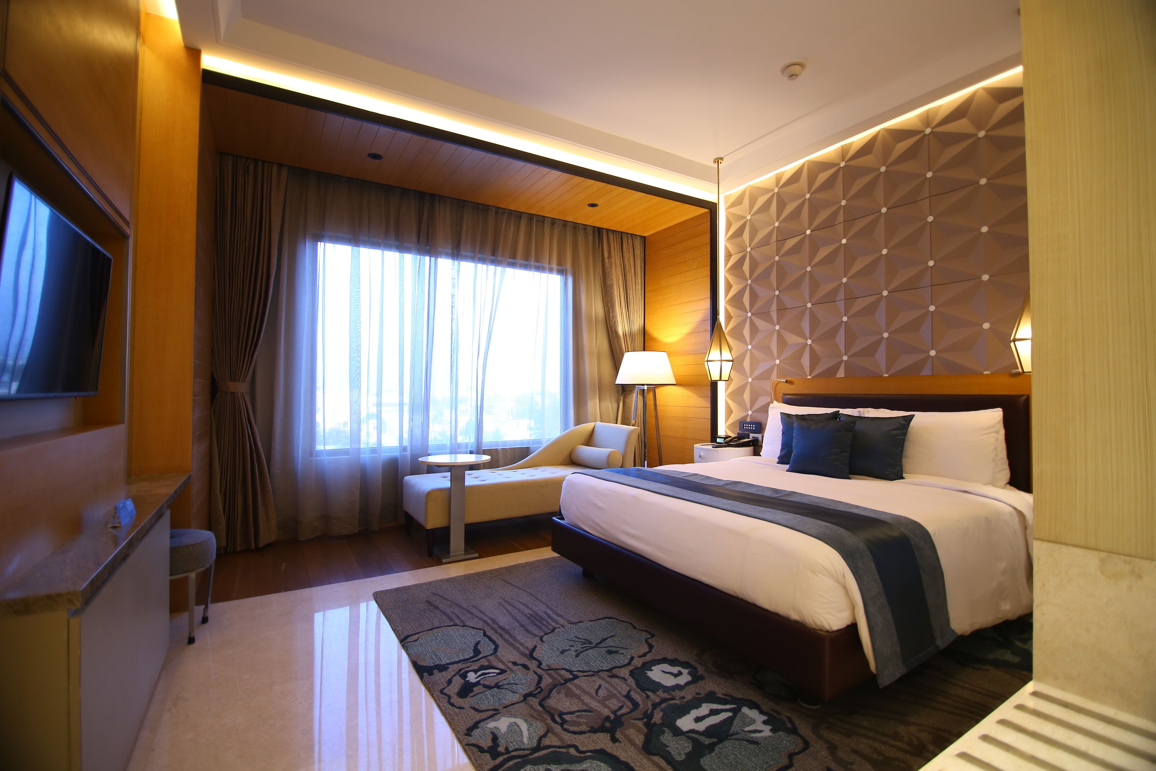 Ropa de cama de alta calidad y minibar 