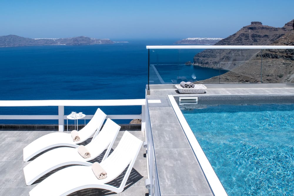 Thireas Hotel