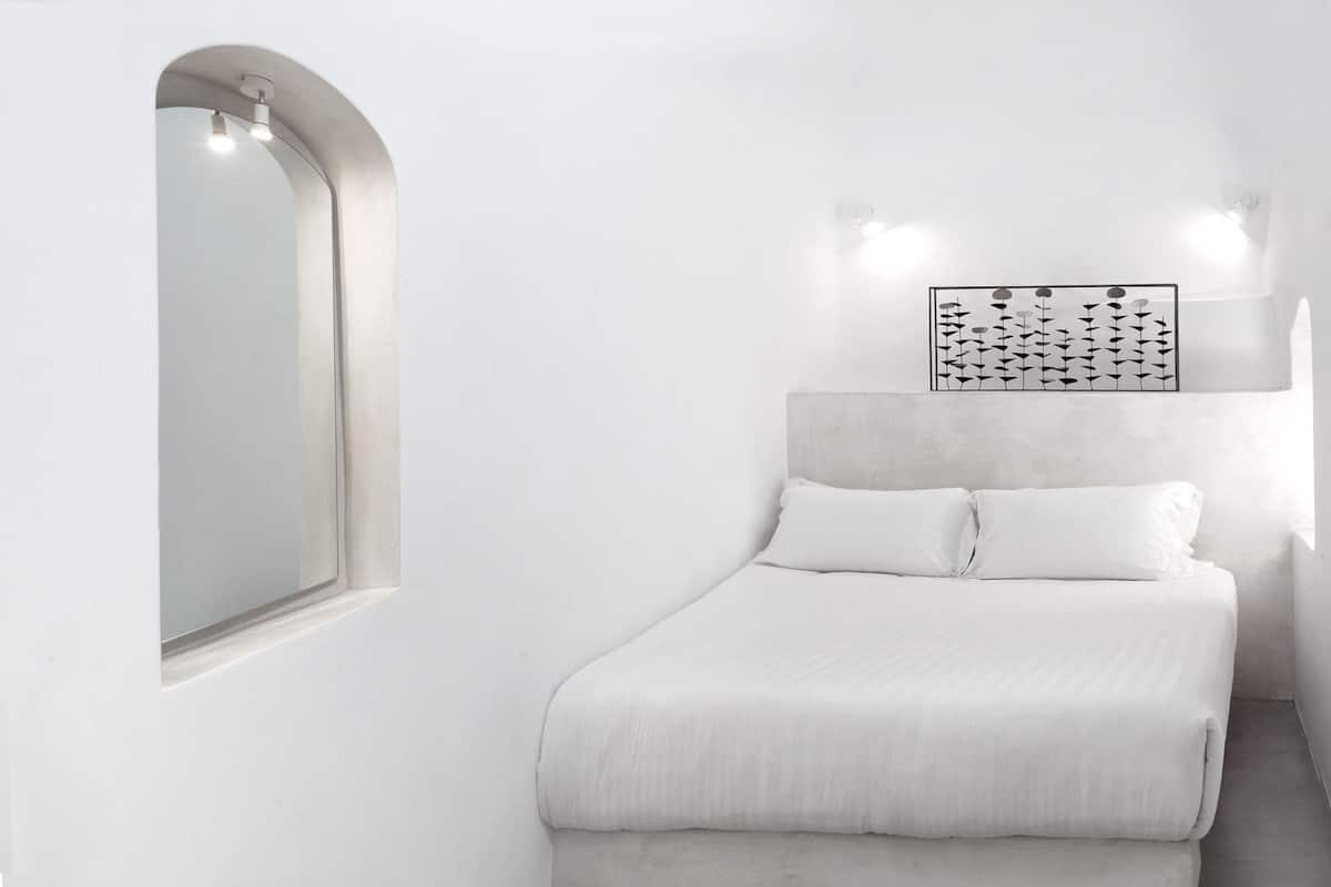 Double Room (Cave, Shared Terrace) | Premium bedding, minibar, in-room safe, soundproofing