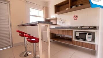 Appartement | Privékeuken | Een magnetron