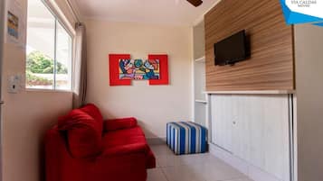 APARTMENT 99 | Living area | TV