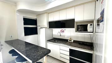 APT 193-193 | Private kitchen | Microwave
