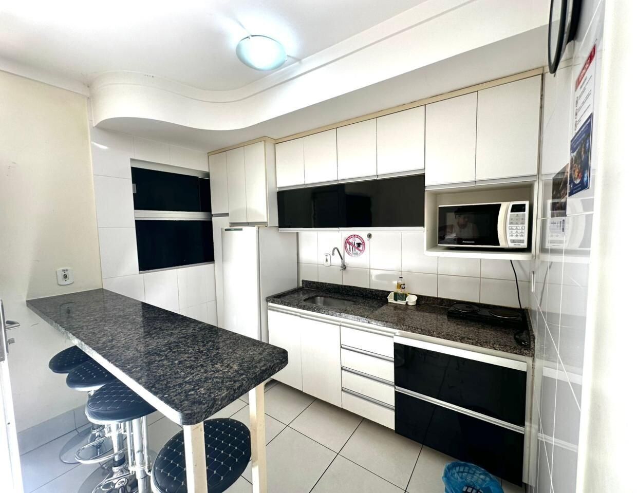 Appartement | Cuisine privée | Four à micro-ondes