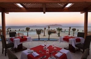 Couples dining - Cyrene Grand Hotel (Sharm el Sheikh)