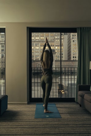 In-room fitness - Park Terrace Hotel (New York)