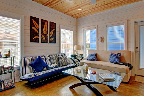 House, 4 Bedrooms | Living area | DVD player - 6 On The Beach VW6 (Port Aransas)