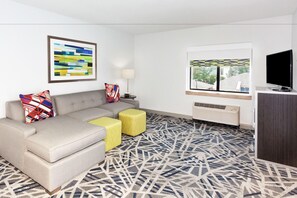 Desk, laptop workspace, blackout curtains, iron/ironing board - Country Inn & Suites by Radisson, Montgomery East I-85 (Montgomery)