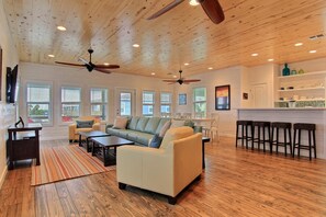 DVD player - Casa Las Olas OV31 (Port Aransas)