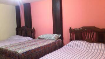 Deluxe-værelse til 3 personer | Allergivenligt sengetøj, gratis Wi-Fi, sengetøj