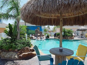 Outdoor pool - The Surf Shack PB105 (Port Aransas)