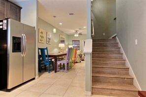 公寓客房, 4 間臥室 | 私人廚房 | 電冰箱、微波爐、爐台、洗碗機