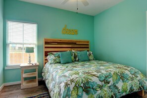 House, 3 Bedrooms | 3 bedrooms, free WiFi - Tropical Reef SP1 (Port Aransas)