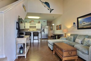 Talo, 2 makuuhuonetta | Oleskelualue | DVD-soitin