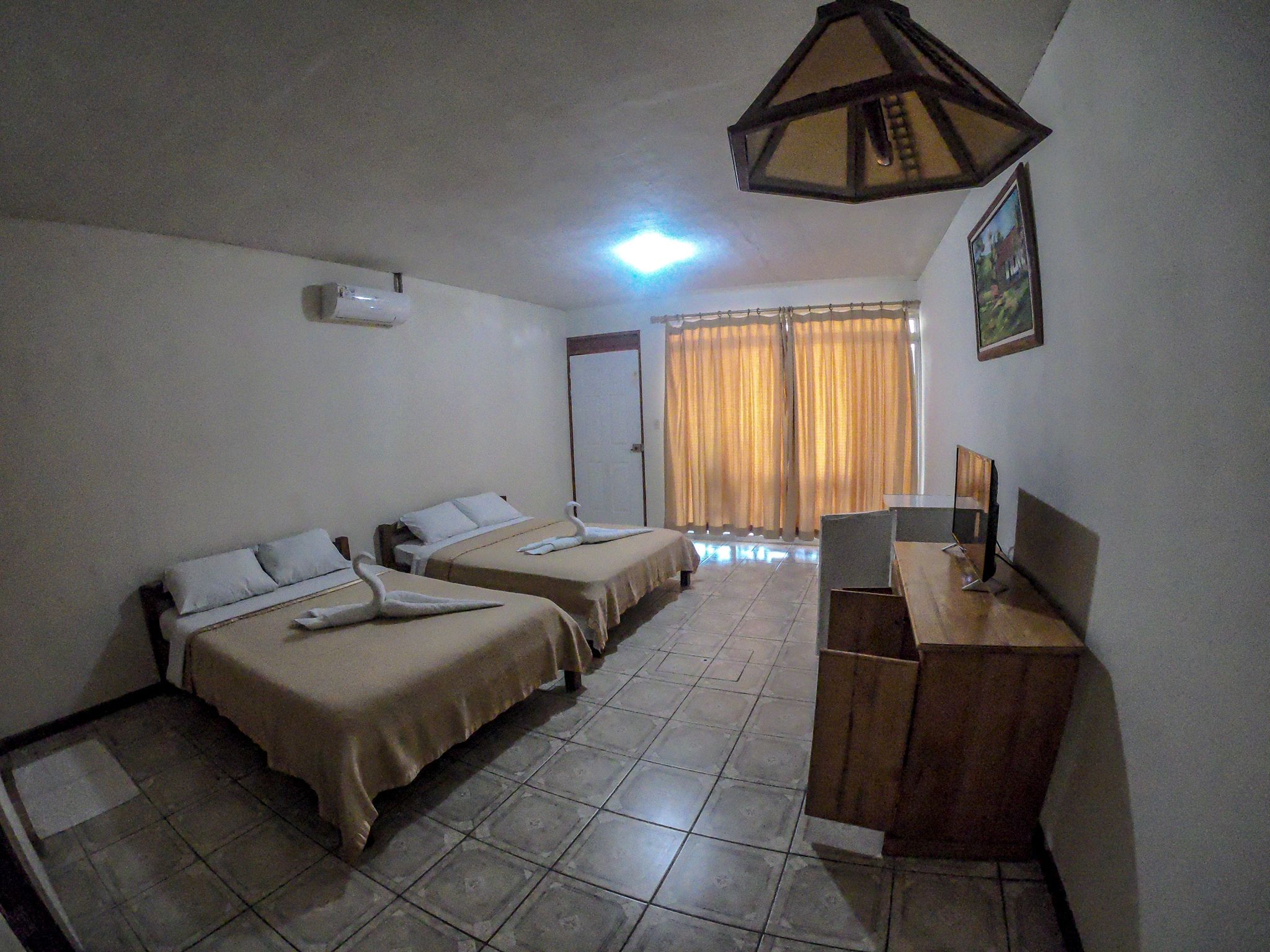 minibar, in-room safe, free wifi, bed sheets