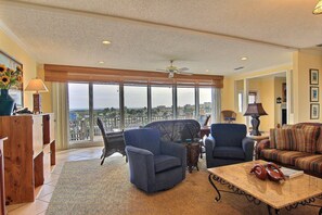 Huis, 4 slaapkamers | Woonruimte