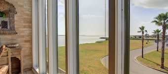 Channelview 105