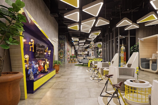 Zona de juegos infantil cubierta