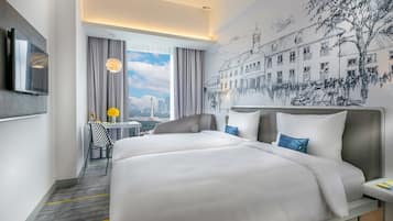 Room, 1 Double or 2 Single Beds (Yello Monas View) | City view