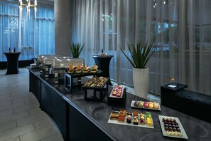 Meeting facility - Hilton Garden Inn Seattle Bellevue Downtown, WA (Bellevue)