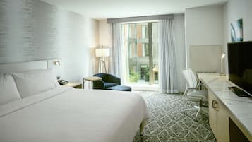 Coffre-fort, bureau, espace de travail pour ordinateurs portables