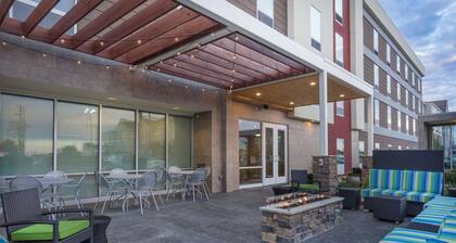 Home2 Suites by Hilton Bowling Green Hotel