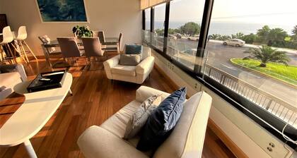 Stylish Ocean View Private Apartment