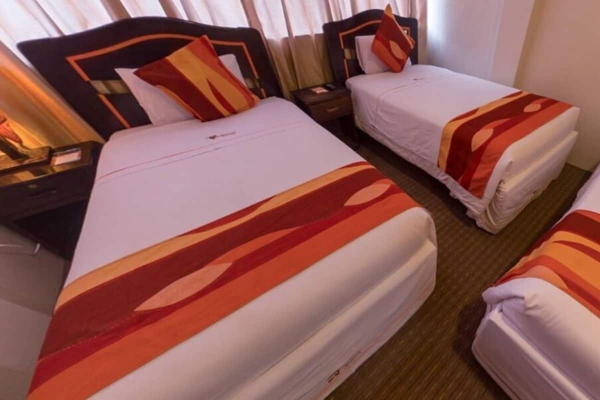 Classic Triple Room, 1 Bedroom | Egyptian cotton sheets, premium bedding, down comforters, pillowtop beds