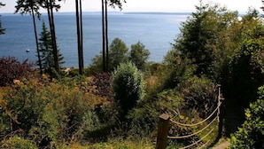 Hus, flere senger, strandutsikt (132 - Smugglers Lagoon Beach Cottage,) | Utsikt fra overnattingsstedet