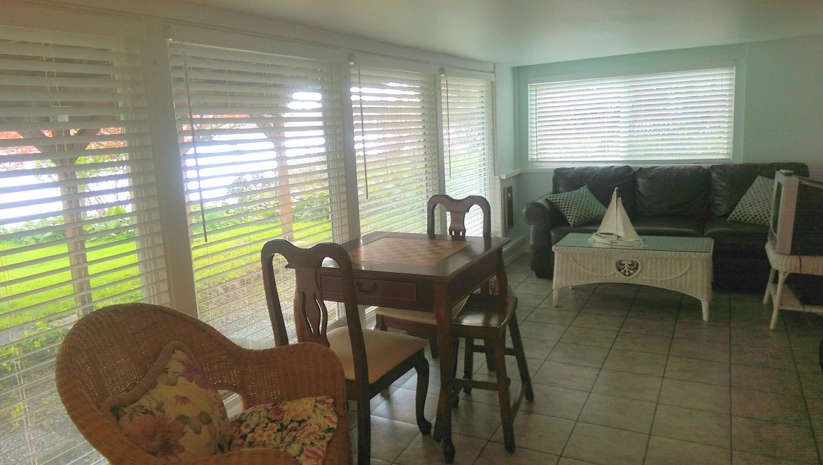 House, 3 Bedrooms, Sea View | Tempat makan