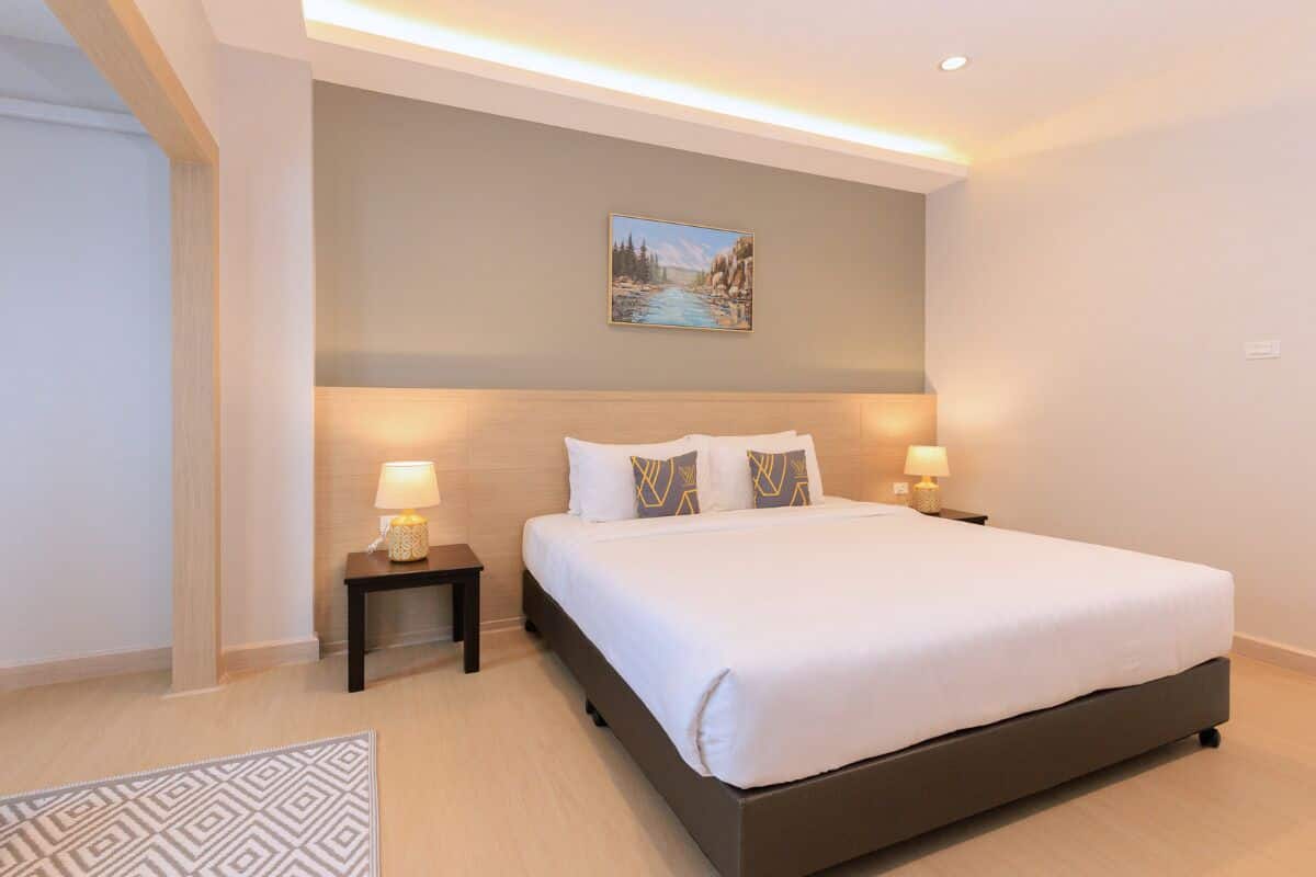 VIP Room | Escritorio, cortinas opacas, wifi gratis
